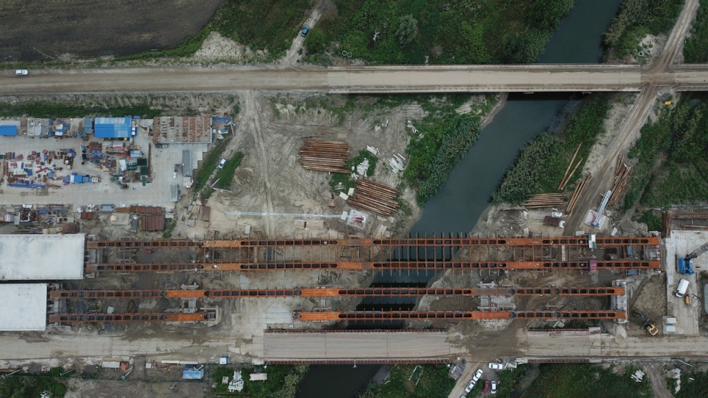 Мост через реку Аксай М-4 «Дон» https://avtodor-eng.ru/storage/app/uploads/public/61a/7ef/7a1/61a7ef7a14baa685468604.jpg