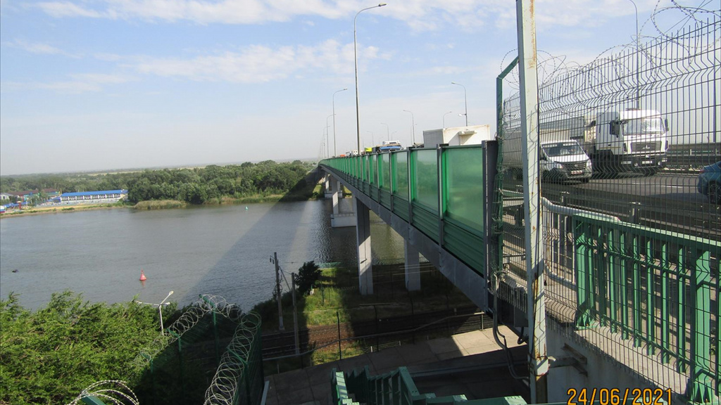 Комплекс мостовых сооружений через р. Дон на км 1061 автомобильной дороге М-4 «Дон» https://avtodor-eng.ru/storage/app/uploads/public/61a/8b3/a86/61a8b3a8617e4017707841.png